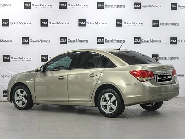 Chevrolet Cruze, 2010г, передний привод, механика