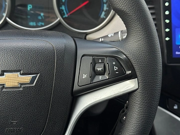 Chevrolet Cruze, 2011г., передний привод, автомат