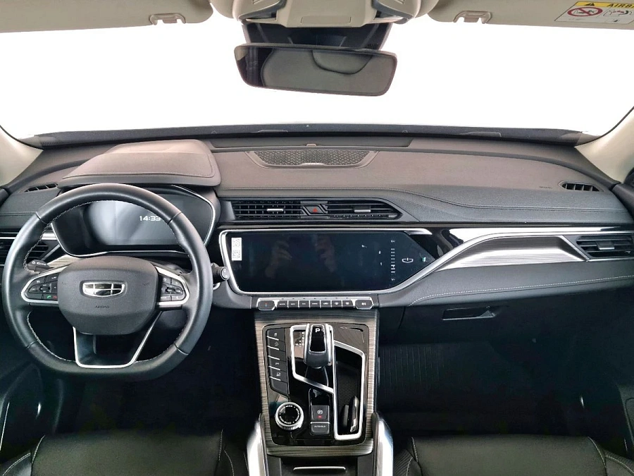 Geely Atlas Pro, 2024г., передний привод, автомат