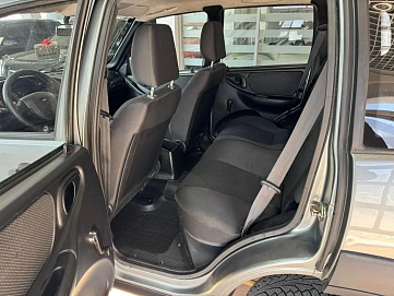 Chevrolet Niva, 2015г, полный привод, механика