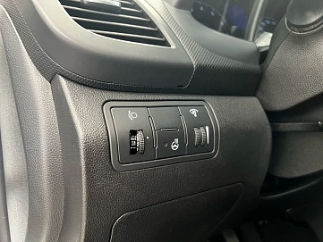 Hyundai Solaris, 2015г, передний привод, автомат