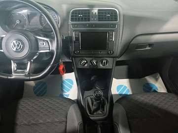 Volkswagen Polo, 2018г., передний привод, механика