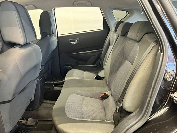 Nissan Qashqai, 2009г, передний привод, механика