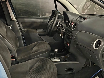 Citroen C3, 2006г., передний привод, робот