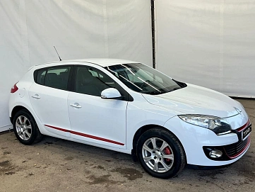 Renault Megane, 2013г, передний привод, механика