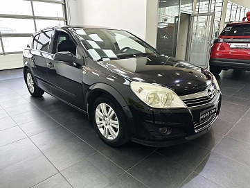 Opel Astra, 2009г, передний привод, механика