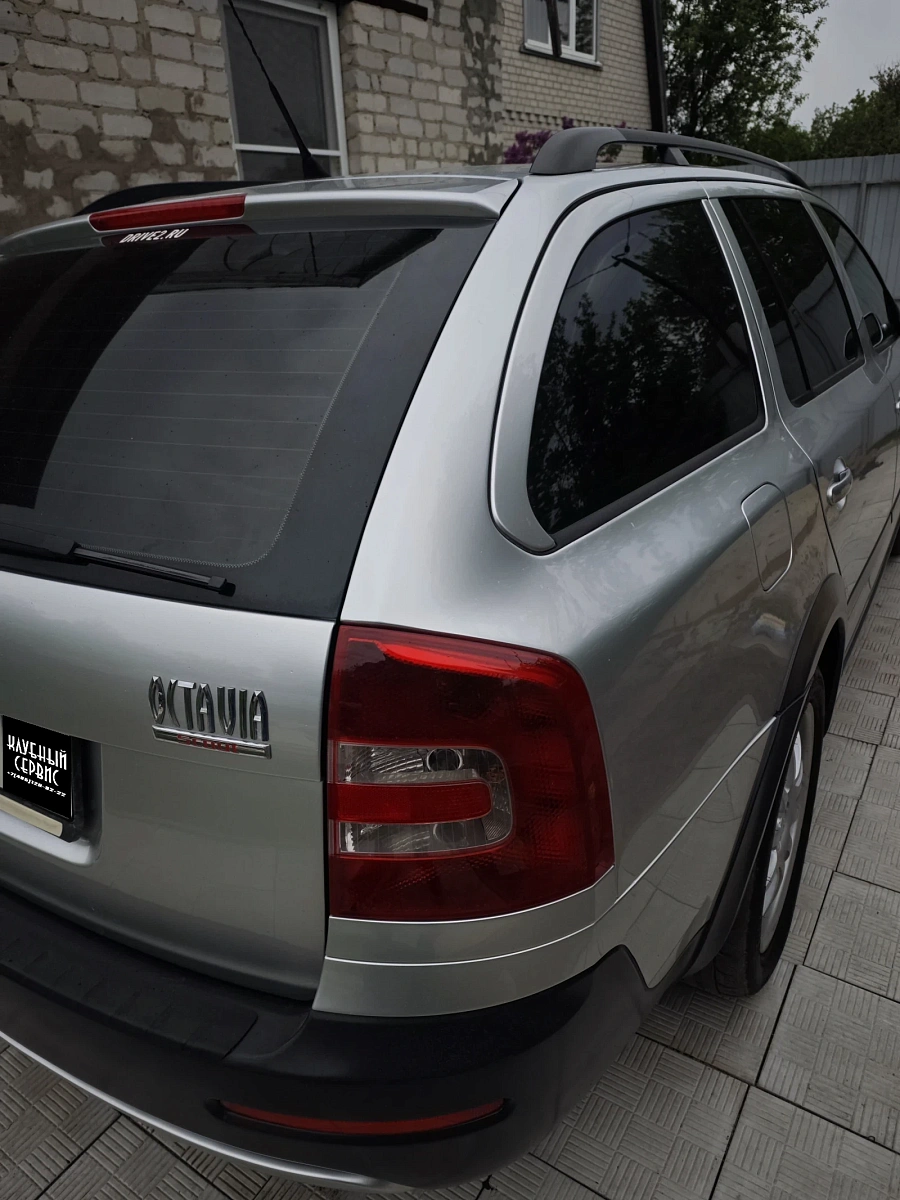 Skoda Octavia, 2008г., полный привод, механика