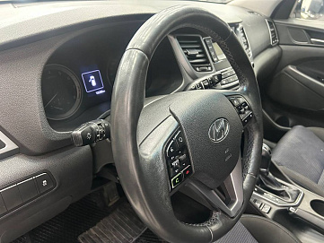 Hyundai Tucson, 2016г, полный привод, робот