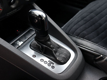 Volkswagen Jetta, 2014г, передний привод, автомат