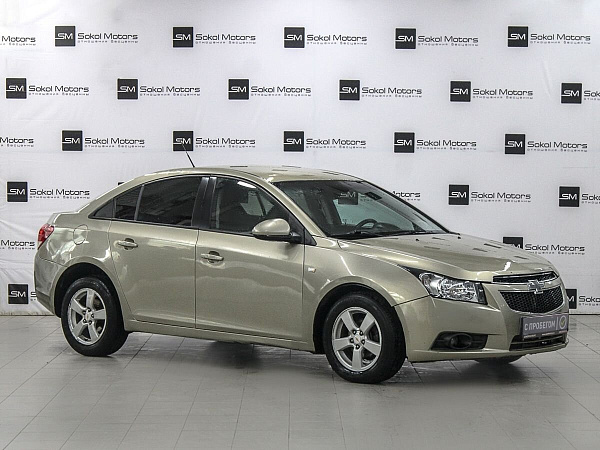 Chevrolet Cruze, 2010г., передний привод, механика
