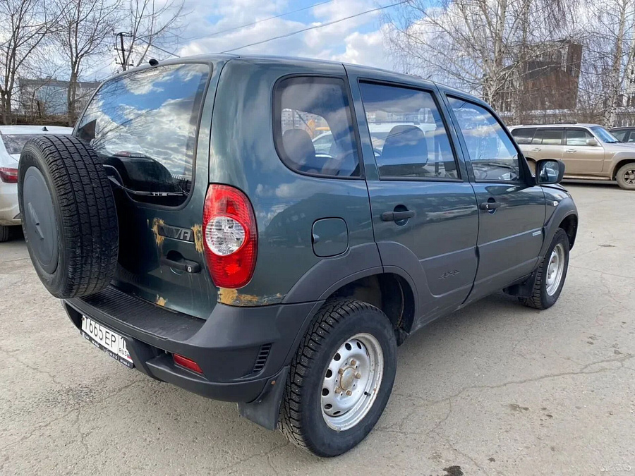 Chevrolet Niva, 2013г., передний привод, механика