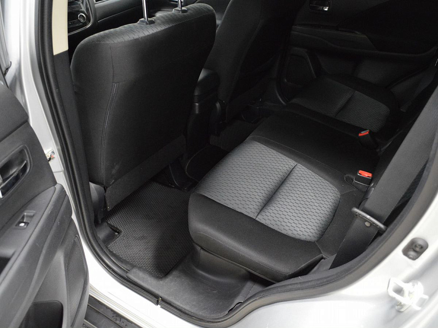 Mitsubishi Outlander, 2015г., полный привод, вариатор