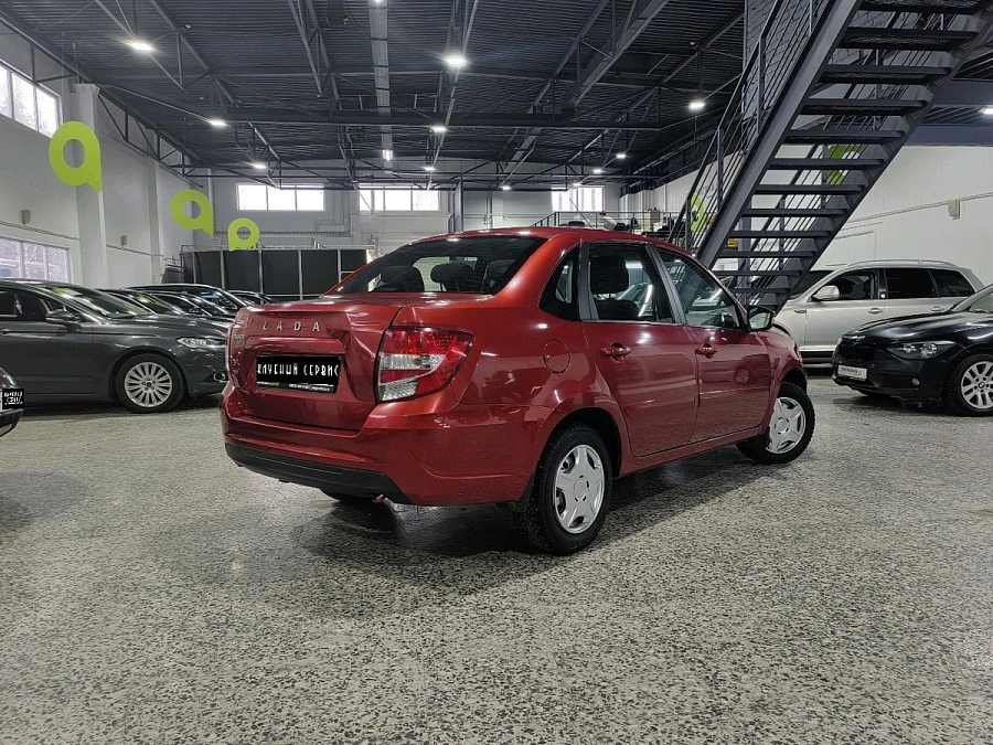 Lada (ВАЗ) Granta, 2019г., передний привод, механика
