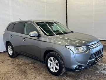 Mitsubishi Outlander, 2012г, передний привод, вариатор