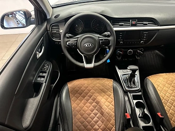 Kia Rio, 2018г, передний привод, автомат