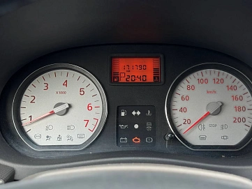 Renault Logan, 2011г, передний привод, автомат