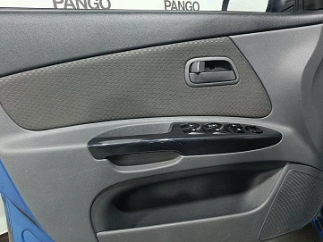 Kia Rio, 2009г, передний привод, механика