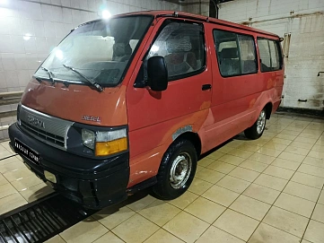 Toyota HiAce, 1992г, задний привод, механика