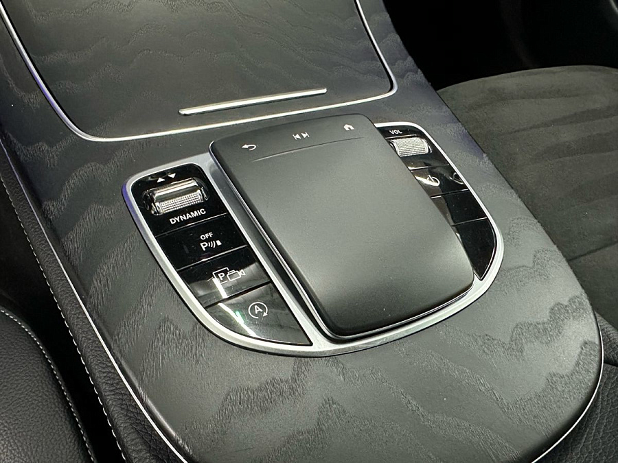 Mercedes-Benz , 2021г., полный привод, автомат