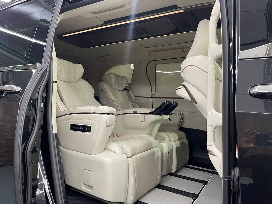 Lexus LM, 2024г., полный привод, вариатор