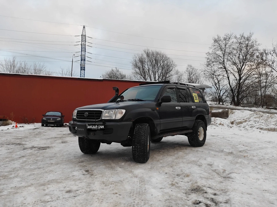Toyota Land Cruiser, 2001г., полный привод, механика