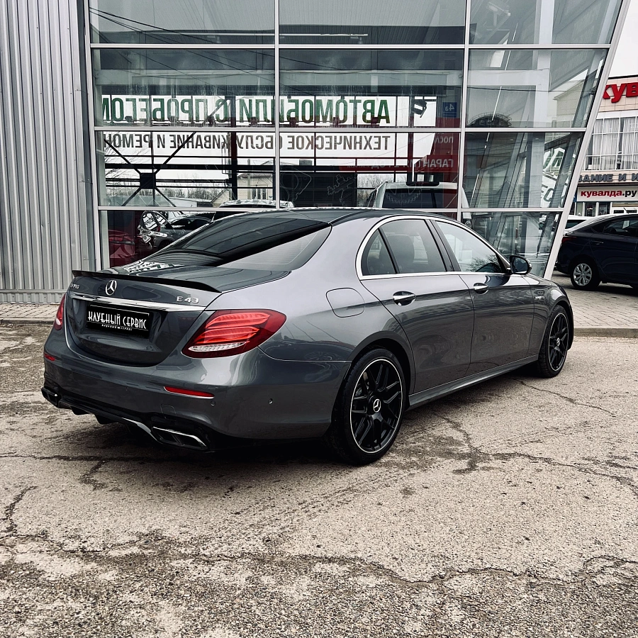 Mercedes-Benz E-Класс, 2017г., полный привод, автомат