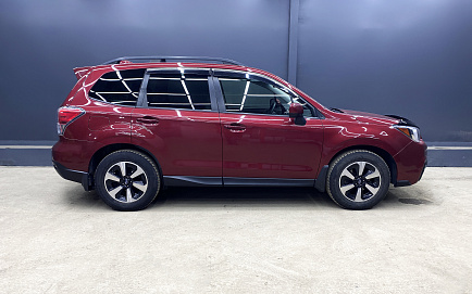 Subaru Forester, 2017г, полный привод, вариатор