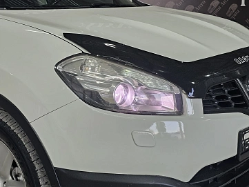 Nissan Qashqai, 2010г, передний привод, вариатор