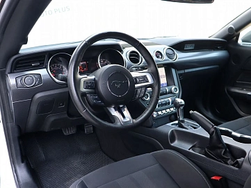 Ford Mustang, 2019г, задний привод, автомат