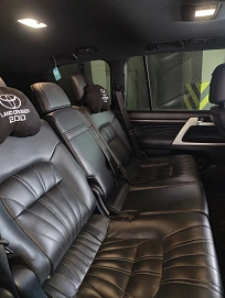 Toyota Land Cruiser, 2019г, полный привод, автомат