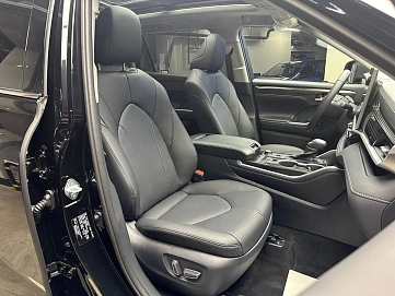 Toyota Highlander, 2026г., полный привод, автомат