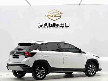 Toyota Yaris, 2023г, передний привод, вариатор