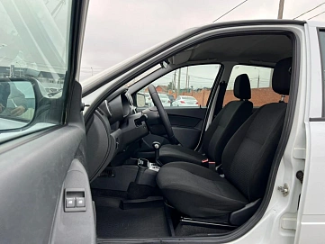 Lada (ВАЗ) Granta, 2015г, передний привод, автомат