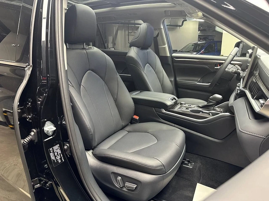 Toyota Highlander, 2026г., полный привод, автомат