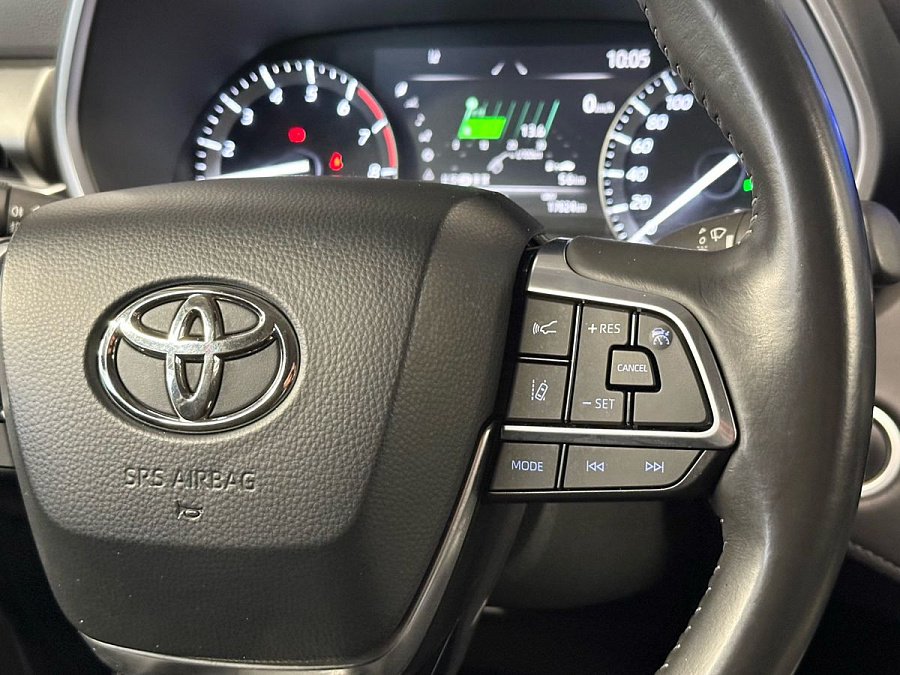 Toyota Highlander, 2022г., полный привод, автомат