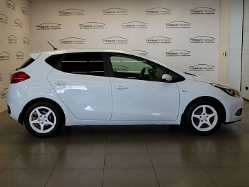 Kia Ceed, 2013г, передний привод, автомат