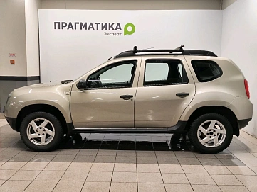 Renault Duster, 2012г, полный привод, механика