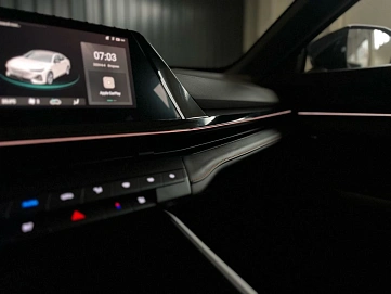 Changan UNI-V, 2024г, передний привод, робот