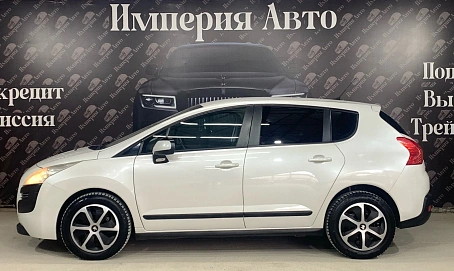 Peugeot 3008, 2011г, передний привод, механика