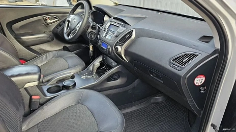 Hyundai ix35, 2010г, полный привод, автомат