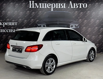 Mercedes-Benz B-Класс, 2015г, передний привод, робот