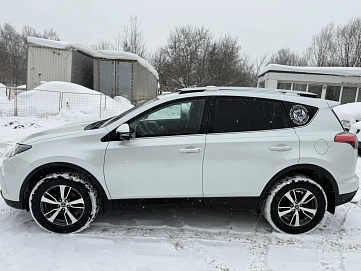 Toyota RAV4, 2019г, полный привод, вариатор