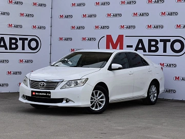 Toyota Camry, 2013г, передний привод, автомат