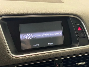 Audi Q5, 2010г, передний привод, автомат