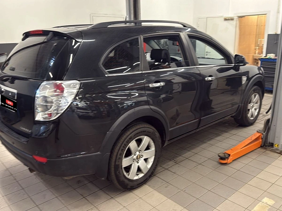 Chevrolet Captiva, 2008г., полный привод, механика