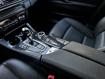 BMW 5 серии, 2013г, задний привод, автомат