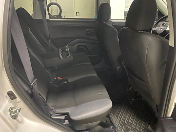 Mitsubishi Outlander, 2010г, передний привод, вариатор