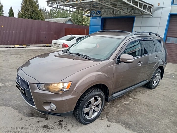 Mitsubishi Outlander, 2012г, передний привод, вариатор