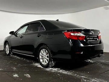 Toyota Camry, 2012г, передний привод, автомат
