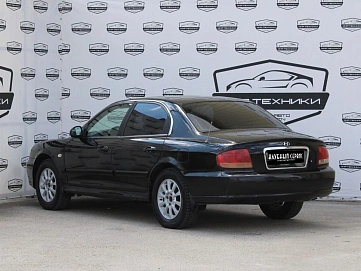 Hyundai Sonata, 2008г, передний привод, автомат